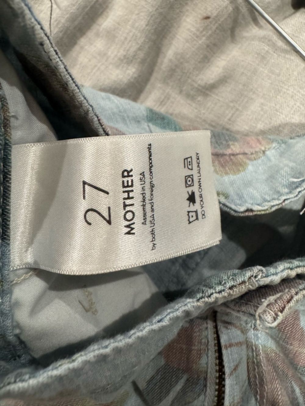 MOTHER The No Zip Misfit Floral Lightweight Cropped Pants Elastic Cuffs Size 27 - Picture 3 of 10